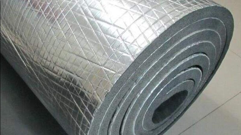 屋顶防水涂料种类解析：性能与优缺点的全面考量